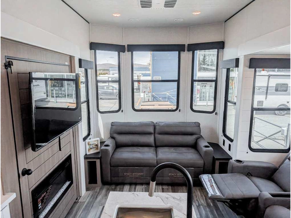 Jayco Jay Flight Bungalow 401loft 2026 alt