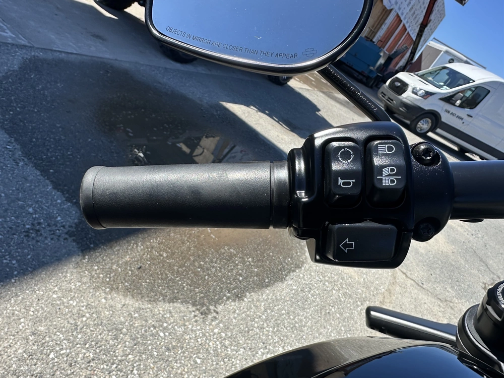 2019 Harley-davidson Fxdr alt