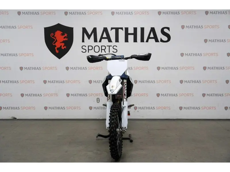 2023 Husqvarna FC250 thumbnail 3