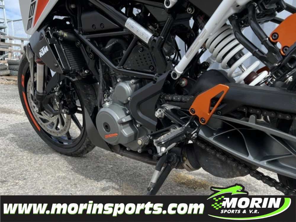 Ktm Duke 390 2021 alt