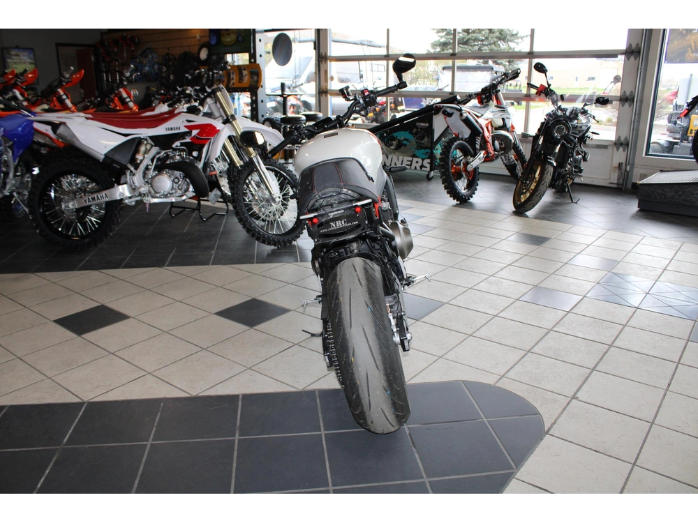 2024 Yamaha Xsr 900 alt