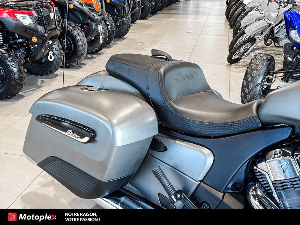 2021 Indian Motorcycle Challenger Limited alt