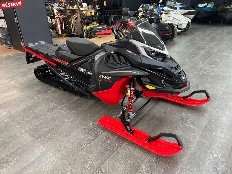 2026 Lynx Brutal Re 15'' 900 Ace Turbo R Powdermax 2.5'' E.s. W/ 10.25'' Touchscreen alt