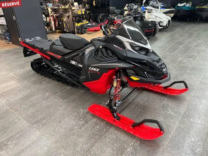 Lynx Brutal Re 15'' 900 Ace Turbo R Powdermax 2.5'' E.s. W/ 10.25'' Touchscreen 2026 alt