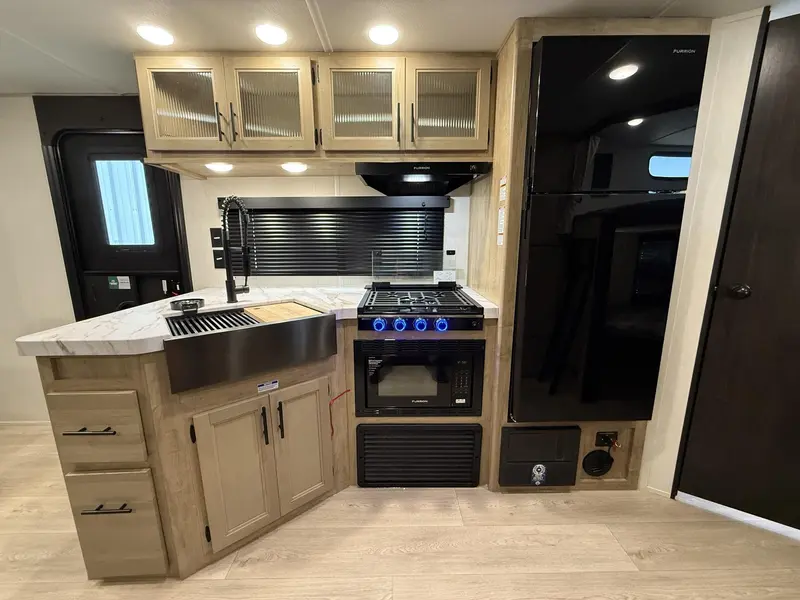 Cherokee 23DBH Grey Wolf 2026