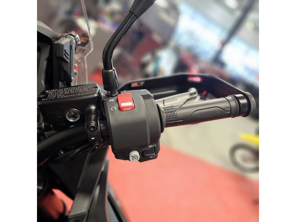 2026 Honda Africa Twin alt