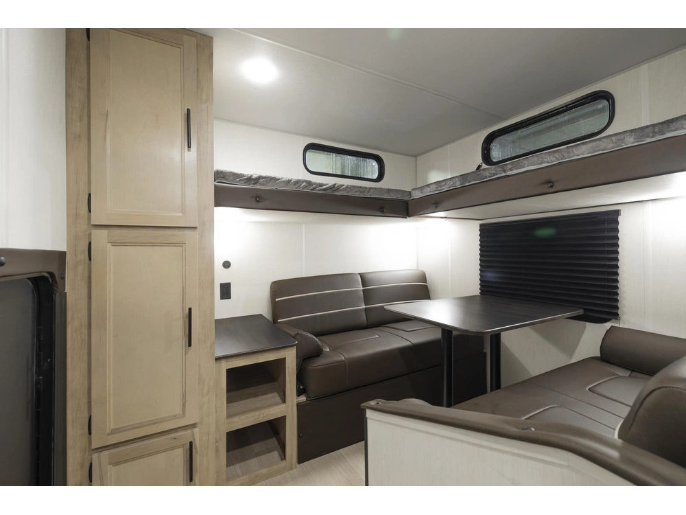 Cherokee 29nm Grey Wolf 2026 alt