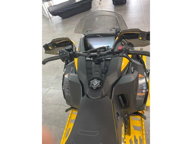 Ski-Doo MXZ X-RS COMP 850 E-TEC Turbo R SHOT Shox Touch 2025