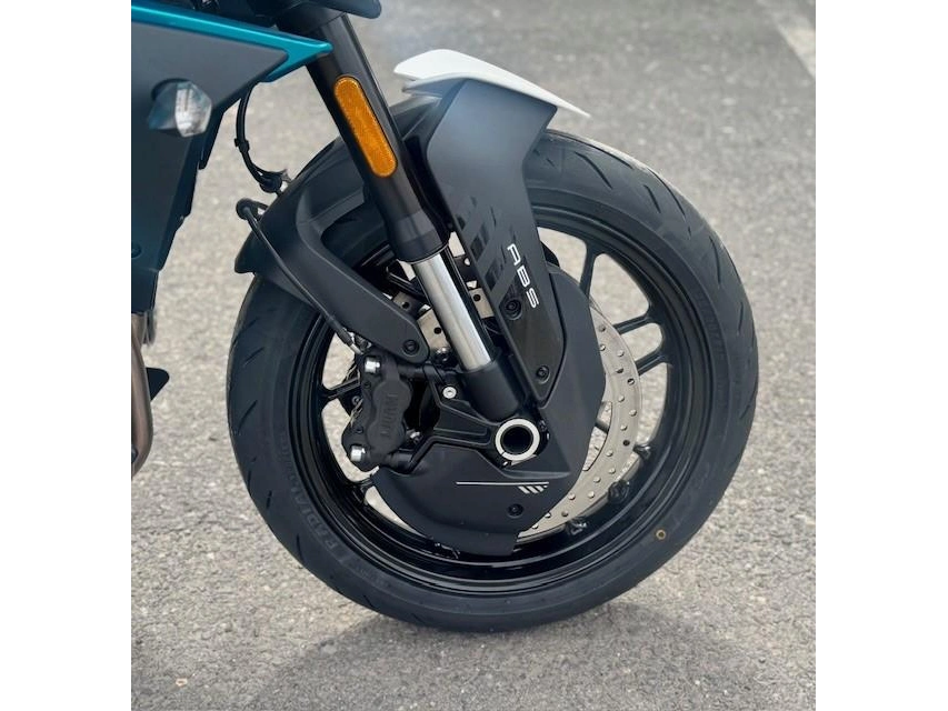 Cfmoto 675nk 2026 alt