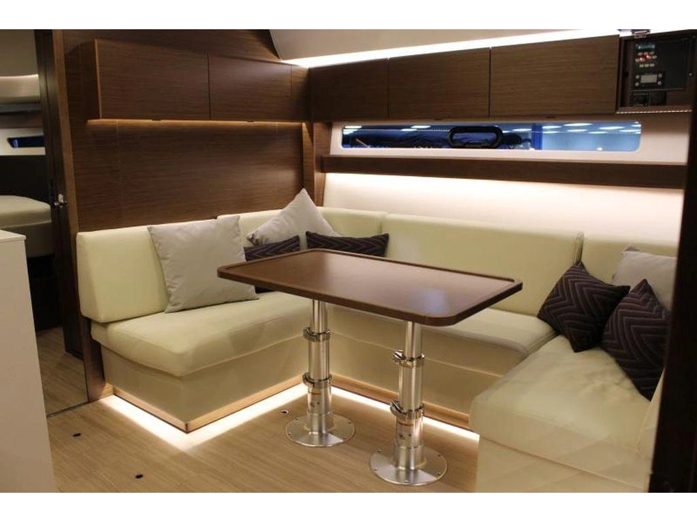 2021 Bavaria S45 Coupe Volvo Ips 600 Evc2 alt