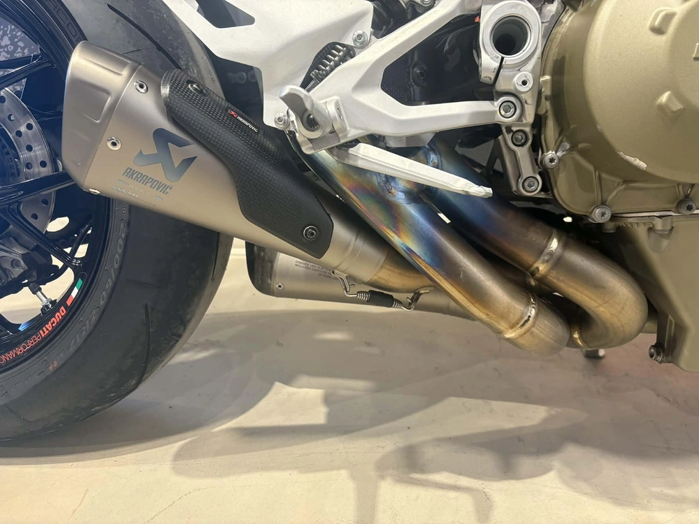 Ducati Streetfighter V4 2021 alt
