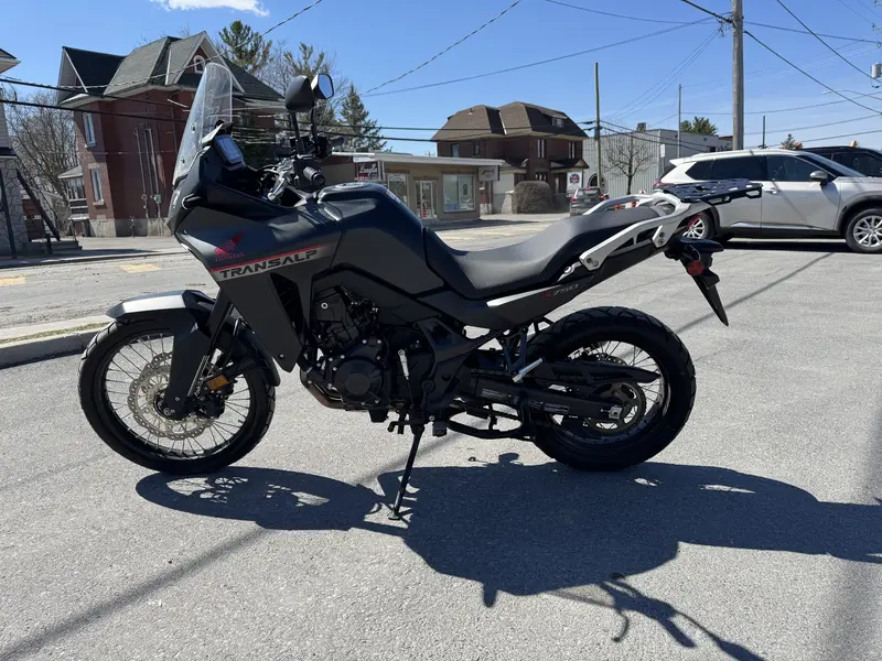 Honda Transalp 750 2024