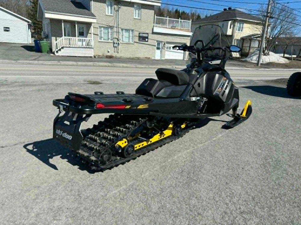 Ski-doo Tundra Le 600 Efi 1.5 E/s Used 2026 alt