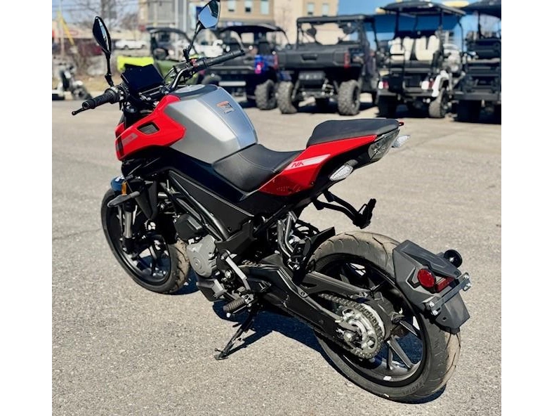 2024 Cfmoto 300nk Rabais De 1,340$ alt