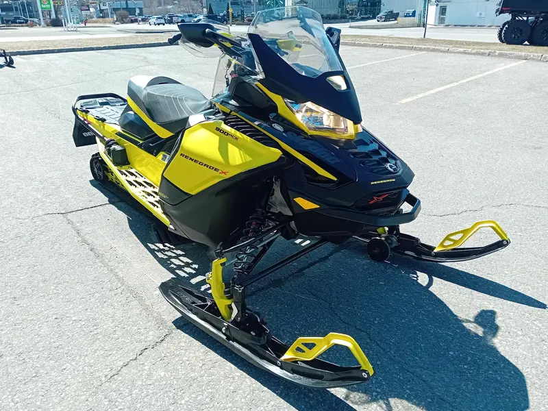 Ski-Doo RENEGADE X 900TURBO R 2021