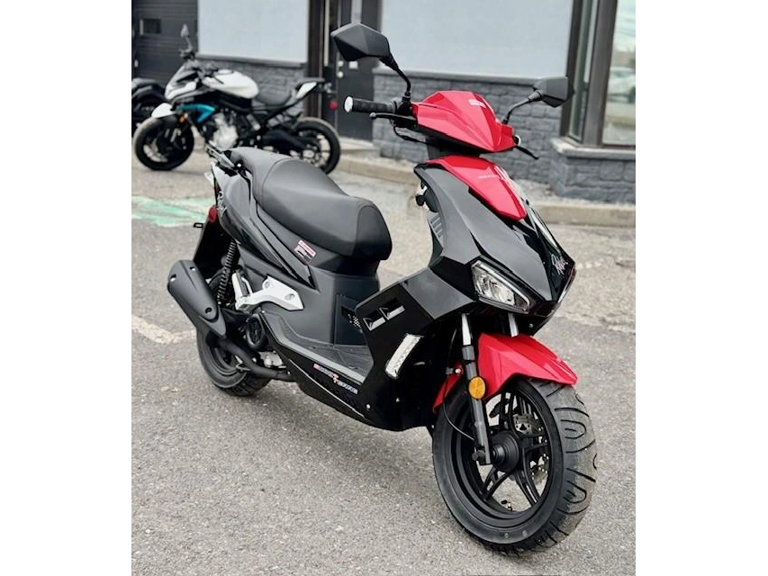 Scootterre Rebel 50 2023 alt