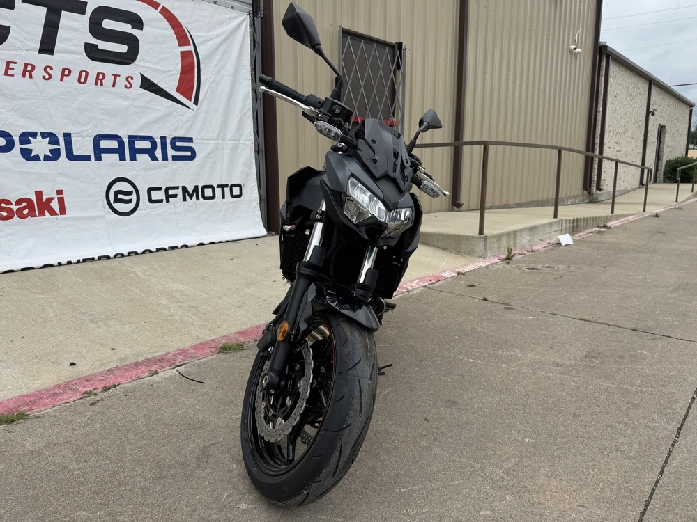 2025 Kawasaki Z650 Base Base alt