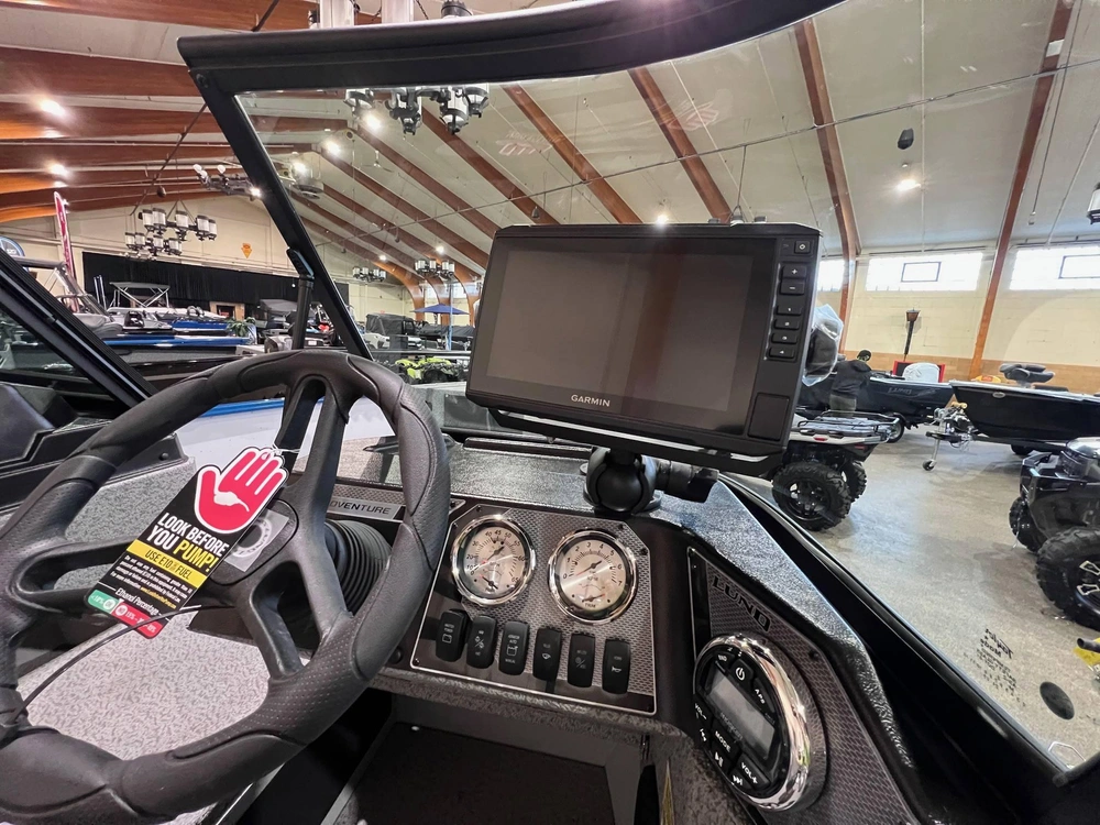 2024 Lund Boat Co 1775 Adventure Sport alt