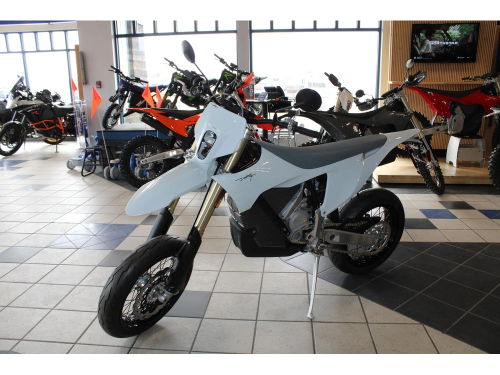 2026 Stark Future Varg Ex 80 Hp alt