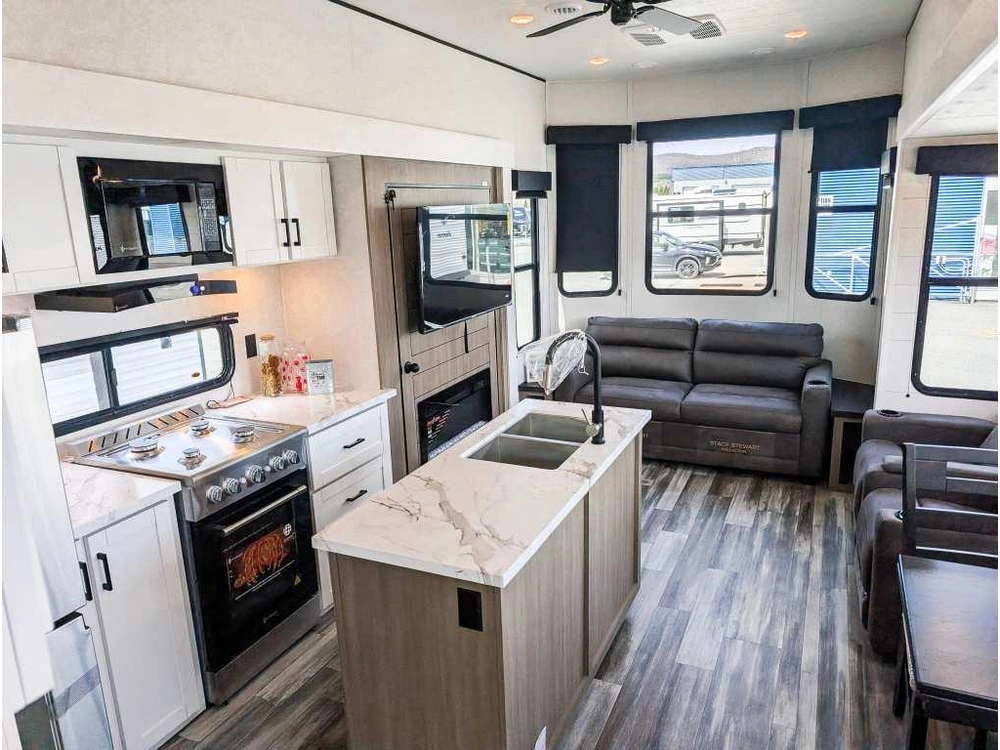 Jayco Jay Flight Bungalow 401loft 2026 alt