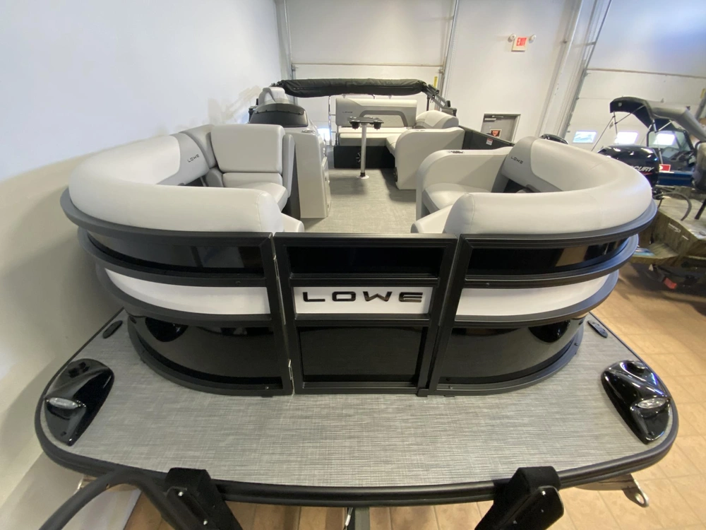 2026 Lowe Boats Ss210cl alt