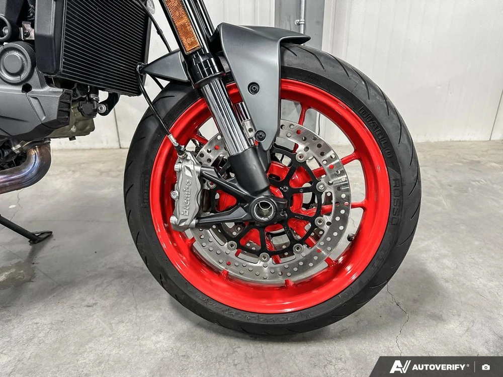 2022 Ducati Monster alt