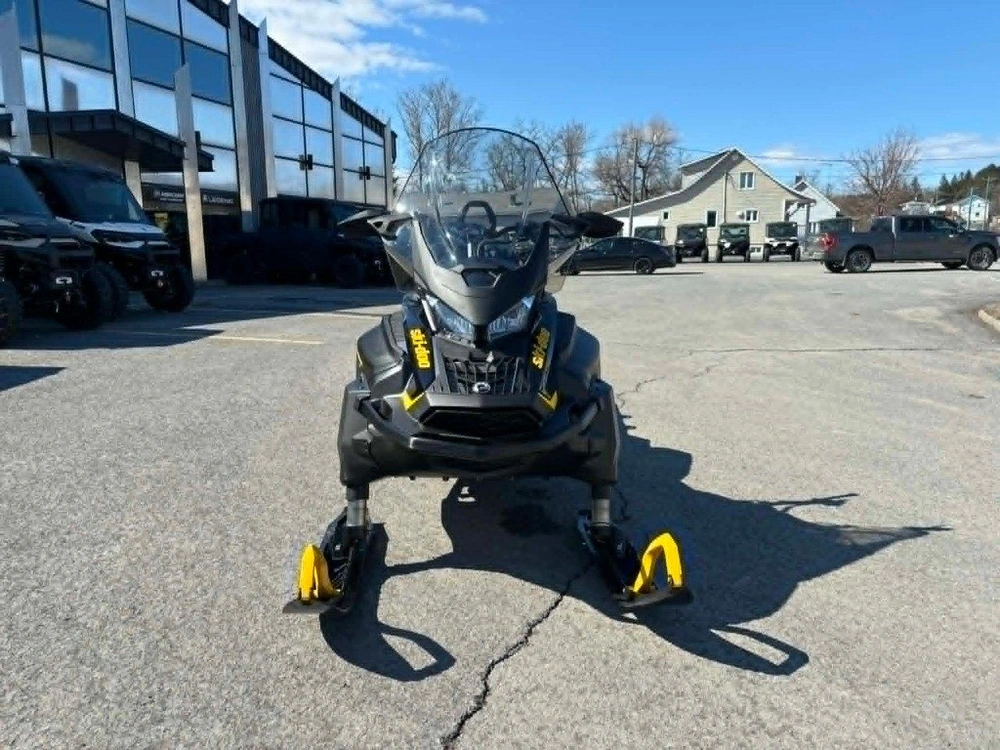Ski-doo Tundra Le 600 Efi 1.5 E/s Used 2026 alt