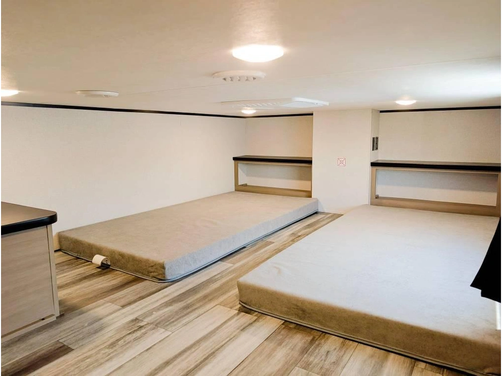 Jayco Jay Flight Bungalow 401loft 2026 alt
