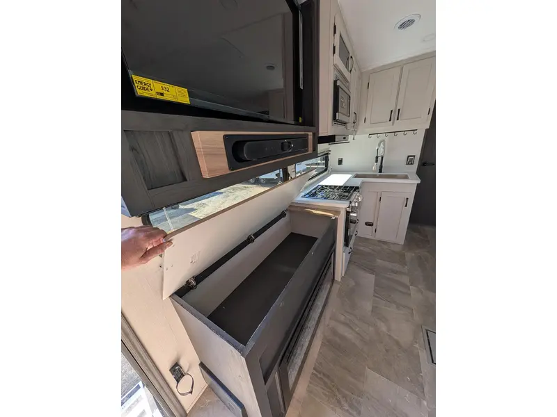 Coachmen Chaparral 274bh 2026 alt