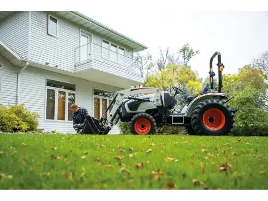 Bobcat Tracteur CT2025 HST 2025 - Loader et bucket inclus