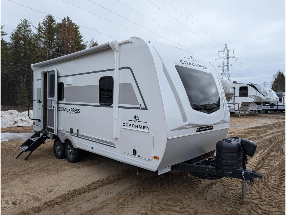 Coachmen Freedom Express 192rbs-320 2026 alt