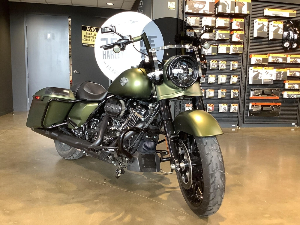 Harley-davidson Road King S Flhrxs 2022 alt