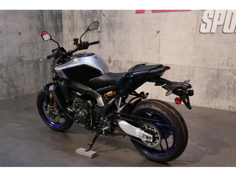 2026 Yamaha MT-09 SP thumbnail 4
