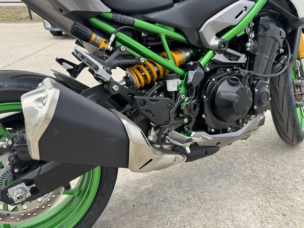 2025 Kawasaki Z900 Se Abs Se alt