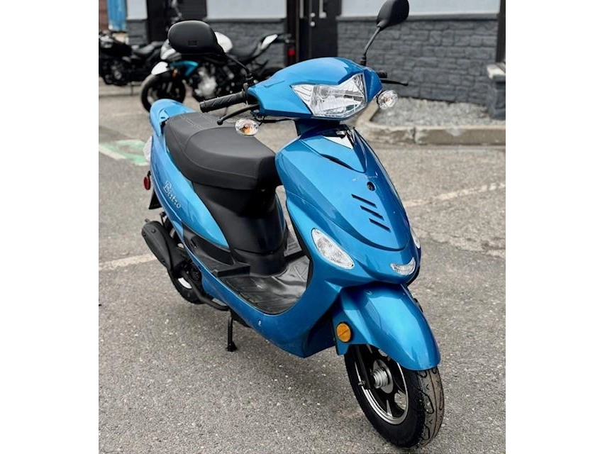 Scootterre Bistro 50 2023 alt