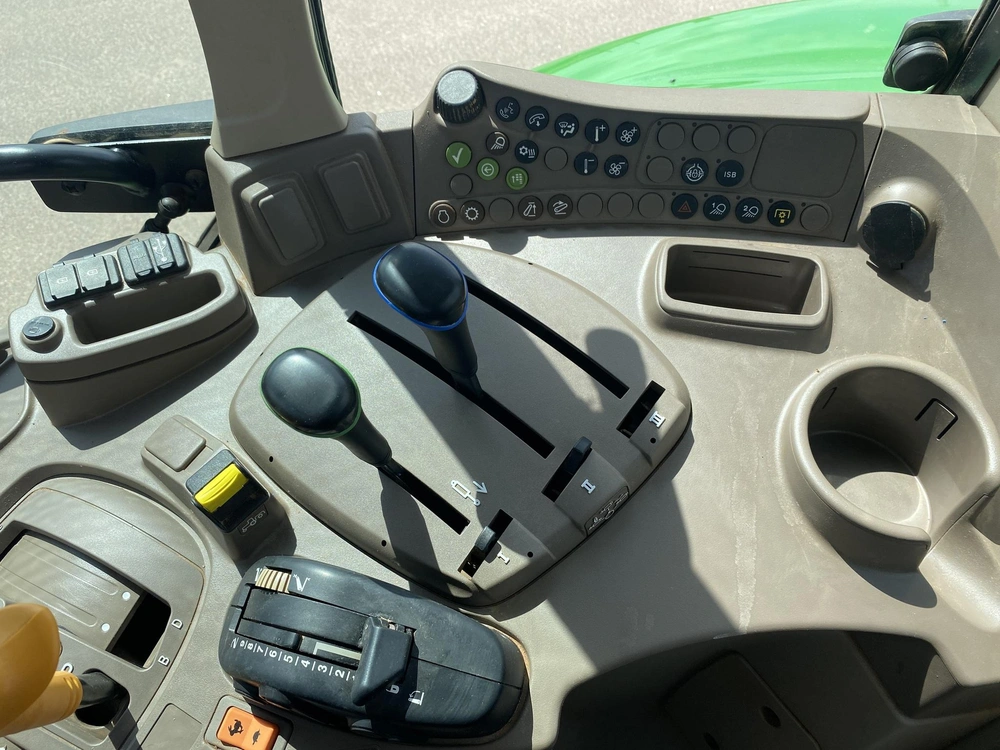 John Deere 6110m 2023 alt