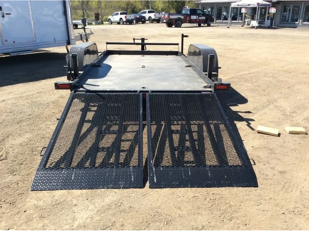 2026 Canada Trailers 80x14 7 Ton Scissor Lift Trailer alt