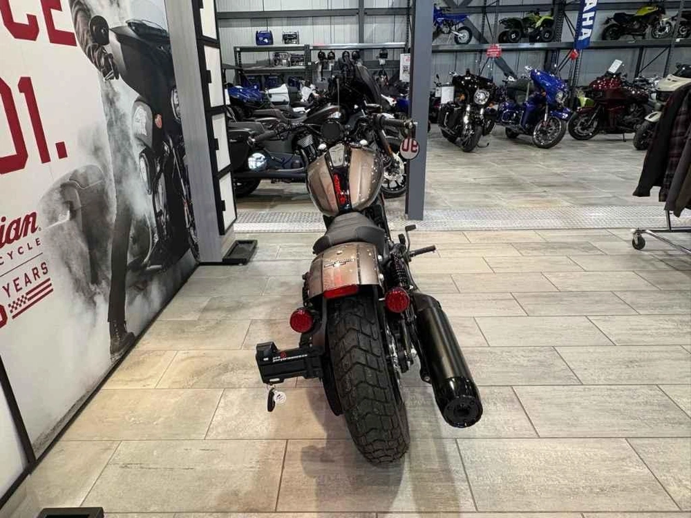 Indian Motorcycle Scout Bobber Limited Tech 2025 alt