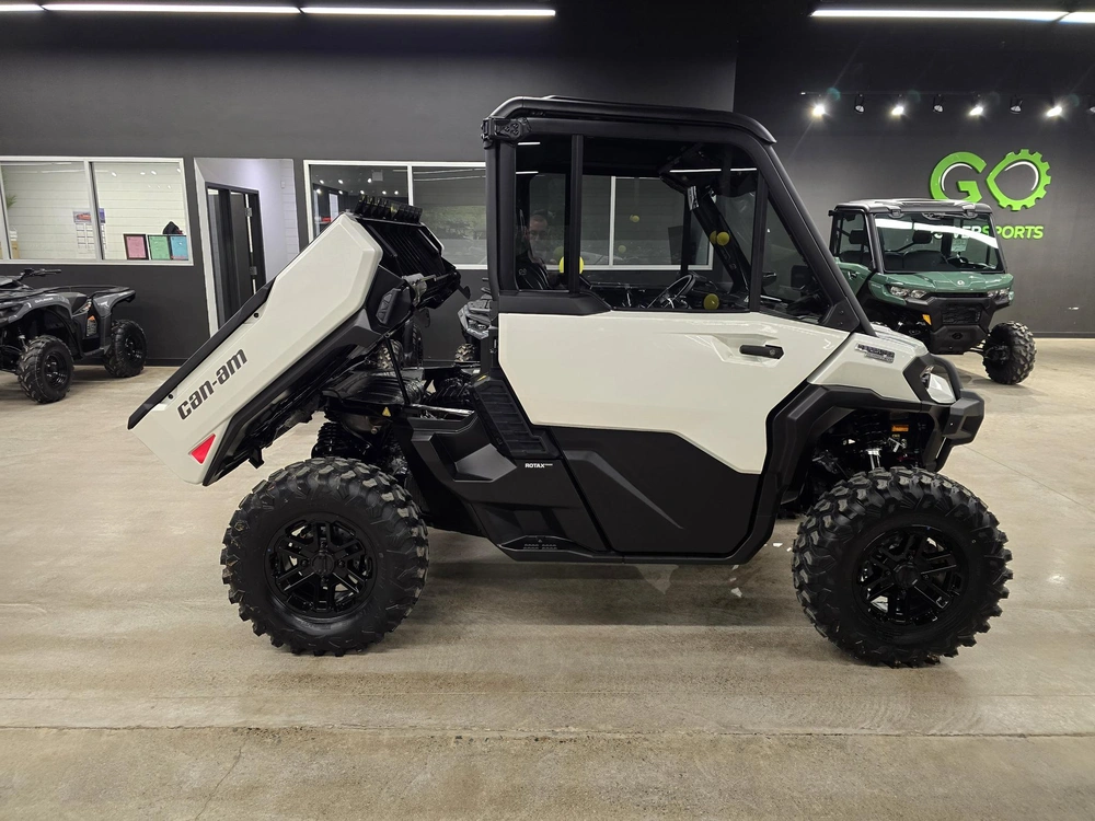 2026 Brp Defender Limited Cab Hd11 alt