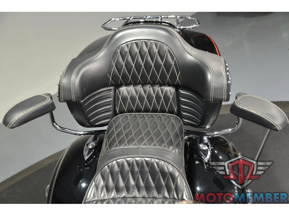 2017 Indian Motorcycle Roadmaster alt