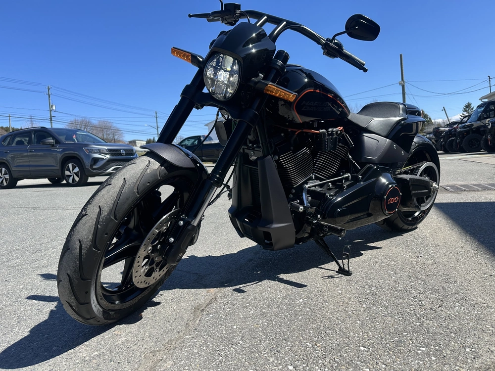 2019 Harley-davidson Fxdr alt