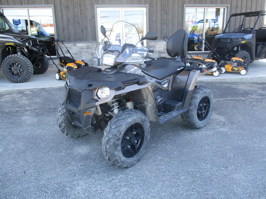 Polaris Sportsman Touring 570 premium 2023