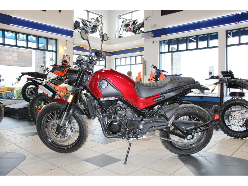 2022 Benelli Leoncinotr alt
