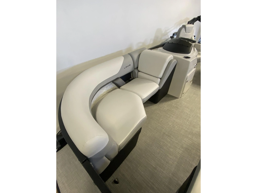 2026 Lowe Boats Ss210cl alt