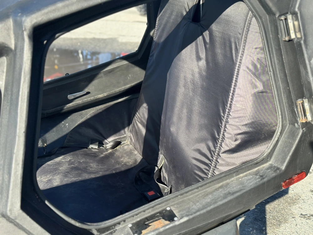 Equinox Snowcoach 685 None alt