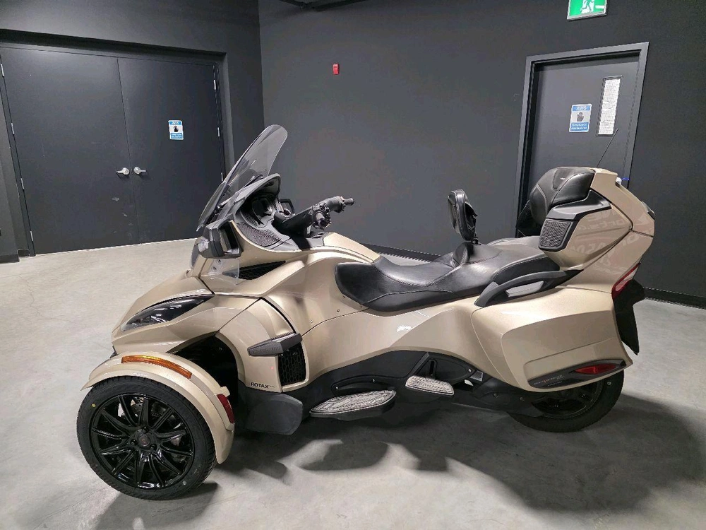 Can-am Rt Limited 2018 alt