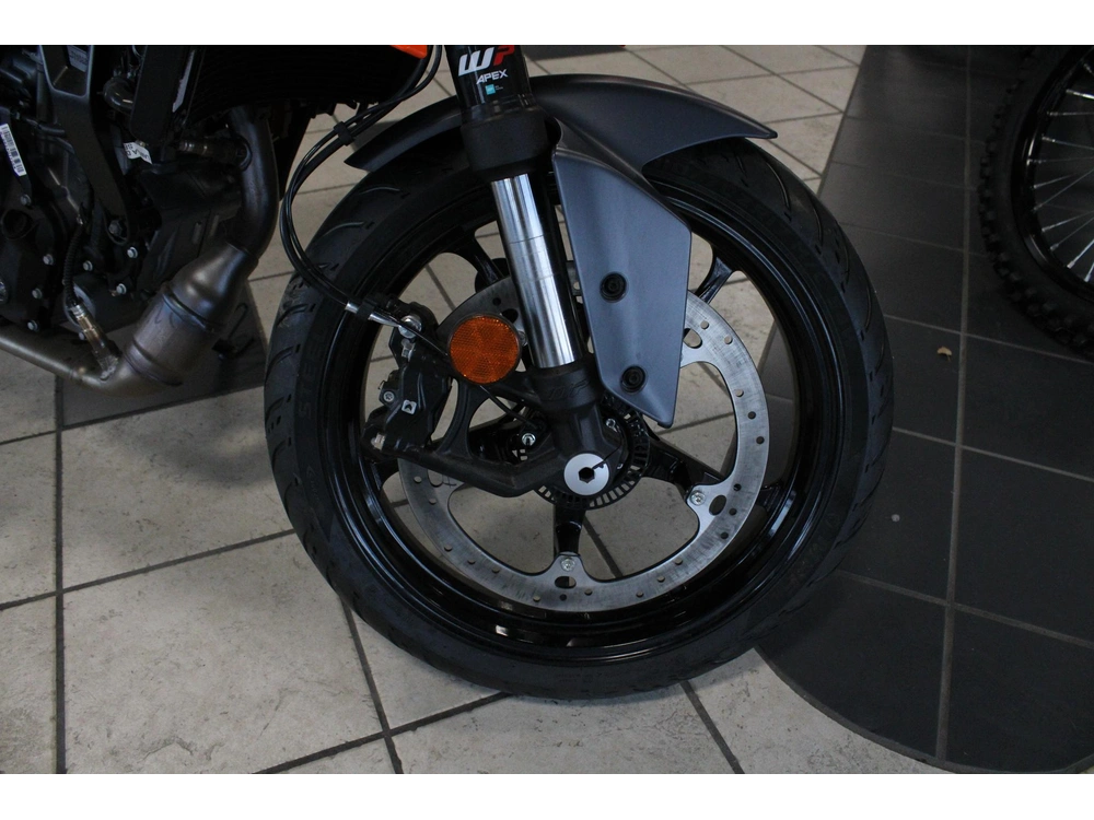 2024 Ktm 250 Duke Orange B.d. alt