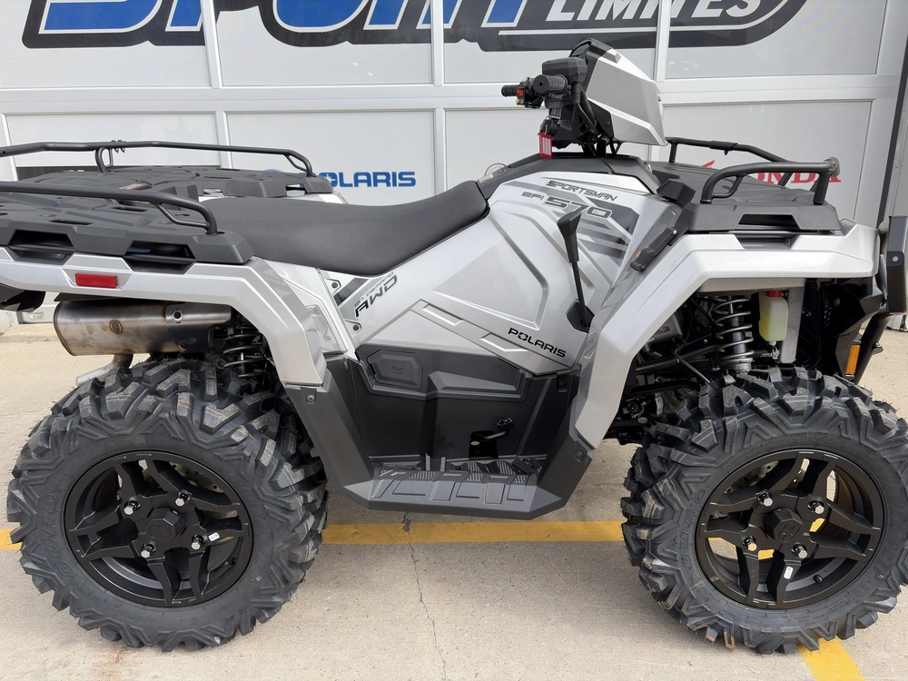Polaris Sportsman 570 Ultimate 2026 alt