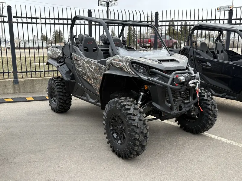 2026 Can-Am Commander X MR 1000R thumbnail 3