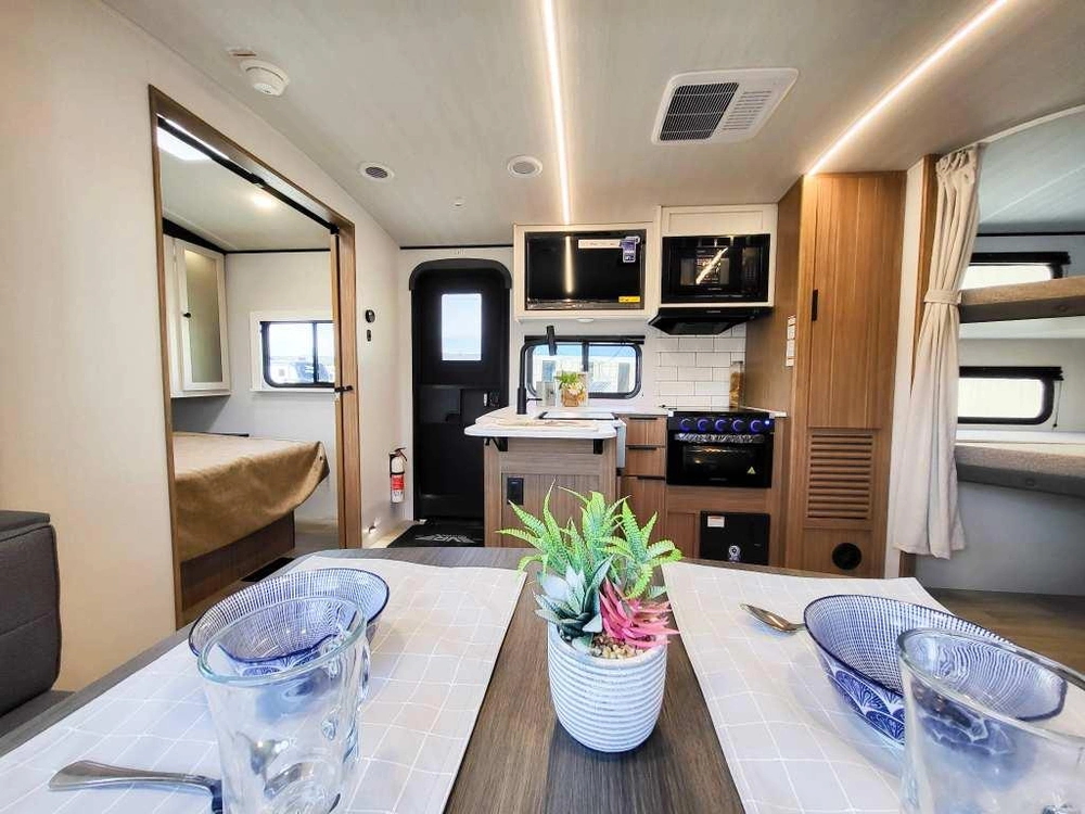 Keystone Rv Passport 229bh 2026 alt